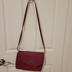 Matt & Nat Deep Red Shoulder Bag